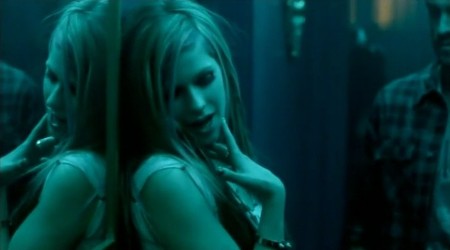 Avril Lavigne - What The Hell (DVDRip)