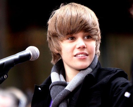 justin bieber images 2011. #7: Justin Bieber - Complete Discography (2009-2011)